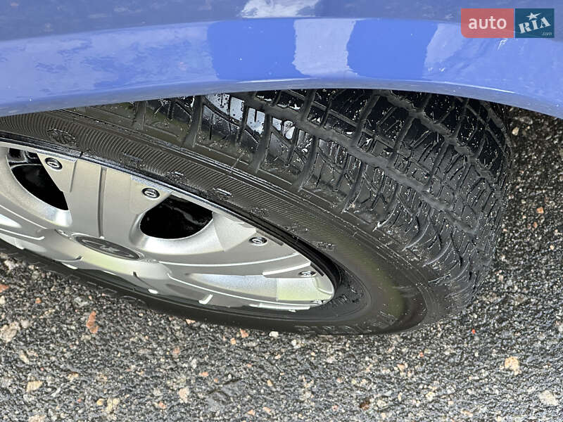 Седан ВАЗ / Lada 2107 2003 в Николаеве фото 23 Седан ВАЗ / Lada 2107 2003 в Николаеве