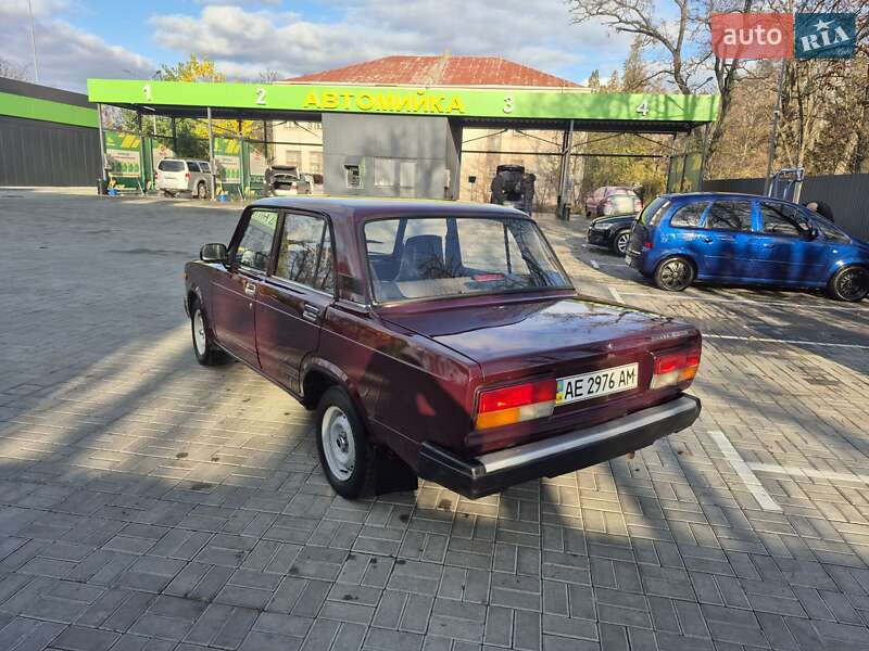 Седан ВАЗ / Lada 2107 2006 в Новомосковске