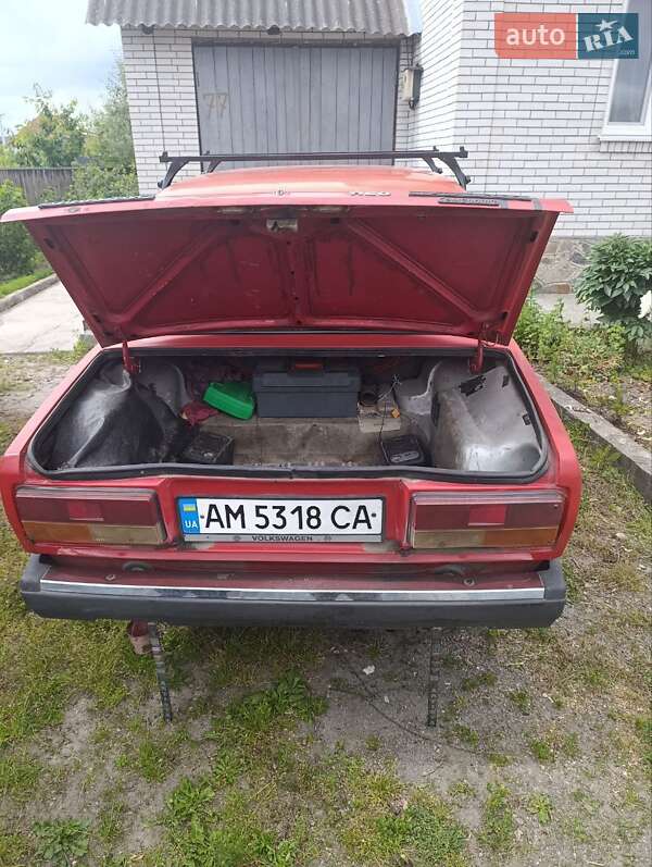 Седан ВАЗ / Lada 2107 1987 в Звягеле