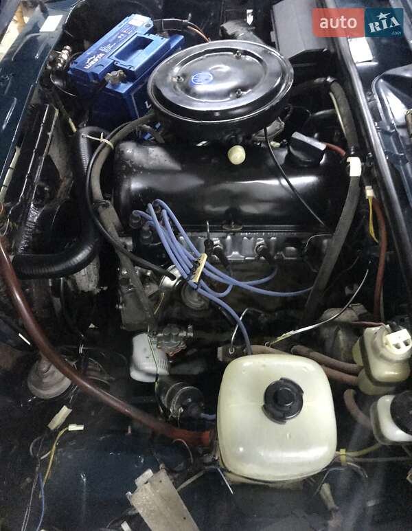 Седан ВАЗ / Lada 2107 2002 в Почаеве