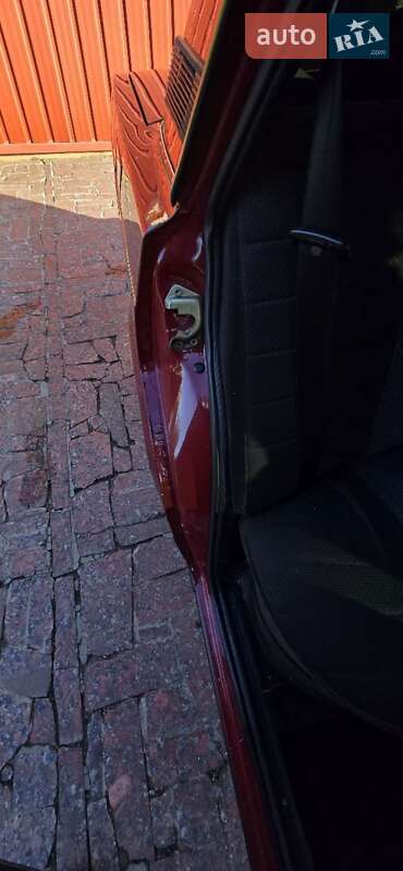 Седан ВАЗ / Lada 2107 2005 в Кременчуге фото 35 Седан ВАЗ / Lada 2107 2005 в Кременчуге