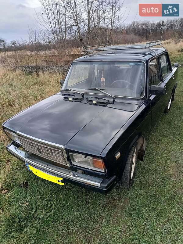 Седан ВАЗ / Lada 2107 1986 в Стрые фото 5 Седан ВАЗ / Lada 2107 1986 в Стрые