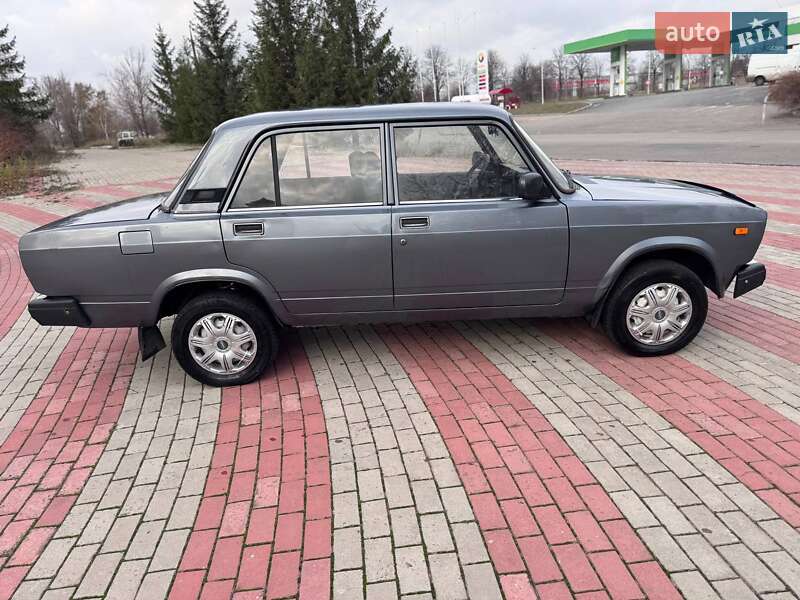 Седан ВАЗ / Lada 2107 2007 в Запоріжжі фото 6 Седан ВАЗ / Lada 2107 2007 в Запоріжжі