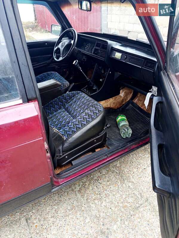 Седан ВАЗ / Lada 2107 1984 в Синельниковому фото 6 Седан ВАЗ / Lada 2107 1984 в Синельниковому