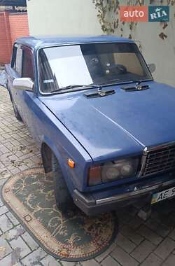 Седан ВАЗ / Lada 2107 2005 в Днепре