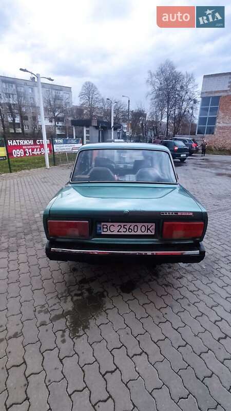 Седан ВАЗ / Lada 2107 2006 в Калуше