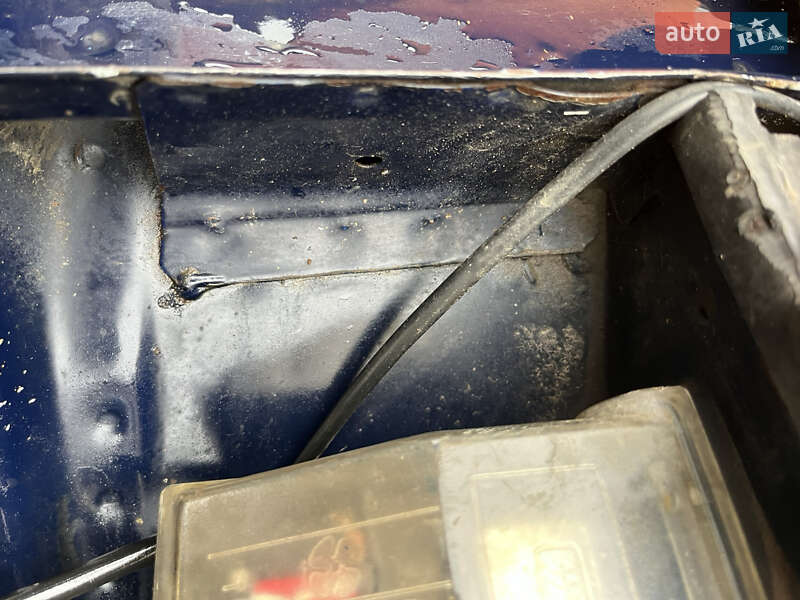 Седан ВАЗ / Lada 2107 1988 в Чорткове