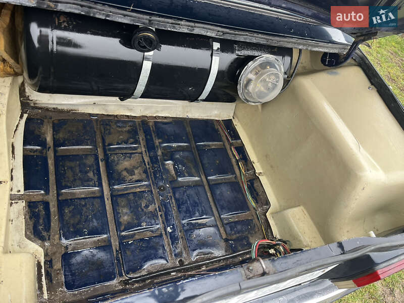 Седан ВАЗ / Lada 2107 1988 в Чорткове