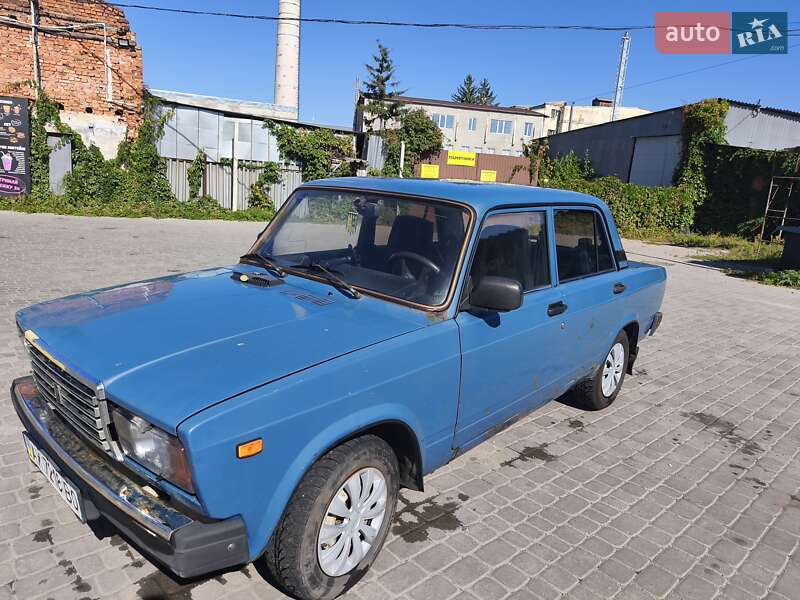 Седан ВАЗ / Lada 2107 2008 в Харькове