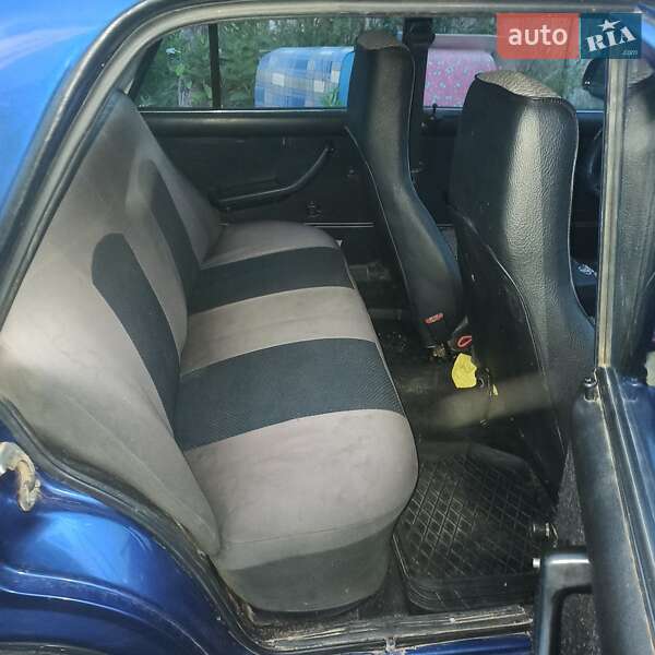 Седан ВАЗ / Lada 2107 2006 в Ржищеві