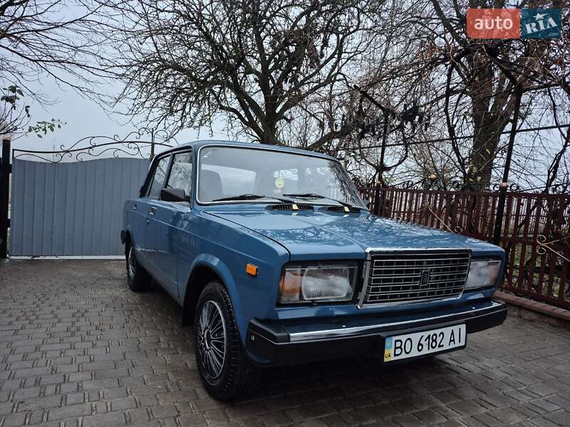 Седан ВАЗ / Lada 2107 2007 в Шумську