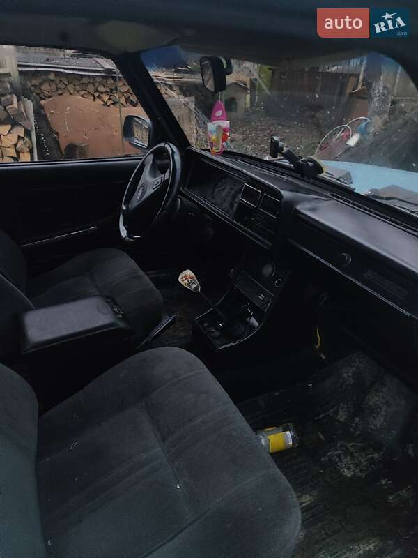 Седан ВАЗ / Lada 2107 1988 в Черновцах