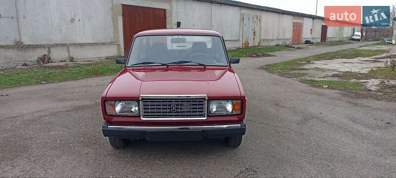 Седан ВАЗ / Lada 2107 2008 в Одессе