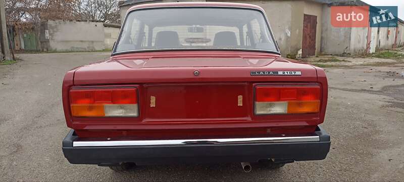 Седан ВАЗ / Lada 2107 2008 в Одессе