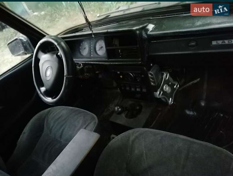 Седан ВАЗ / Lada 2107 1998 в Світловодську