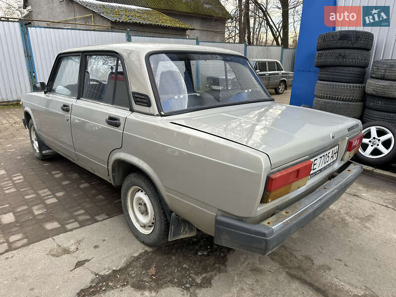 Седан ВАЗ / Lada 2107 2007 в Сторожинце
