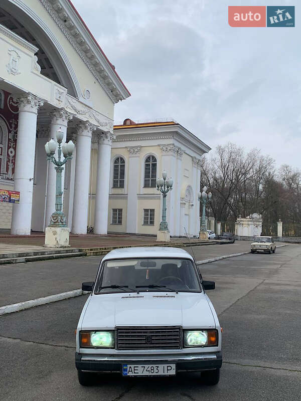 Седан ВАЗ / Lada 2107 2006 в Желтых Водах фото 6 Седан ВАЗ / Lada 2107 2006 в Желтых Водах