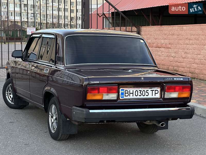 Седан ВАЗ / Lada 2107 2008 в Миколаєві фото 32 Седан ВАЗ / Lada 2107 2008 в Миколаєві