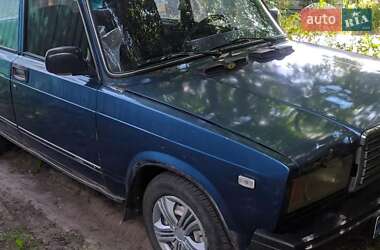 Седан ВАЗ 2107 1985 в Кременчуге