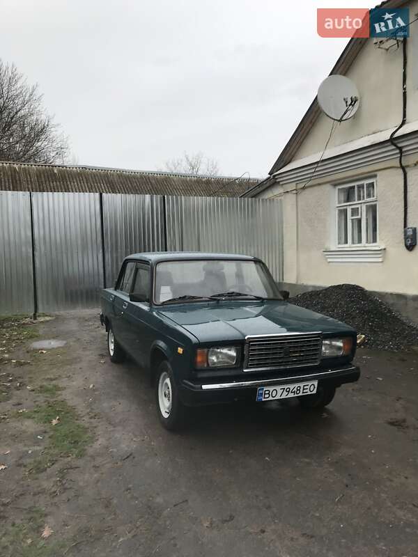 Седан ВАЗ / Lada 2107 2002 в Тернополі