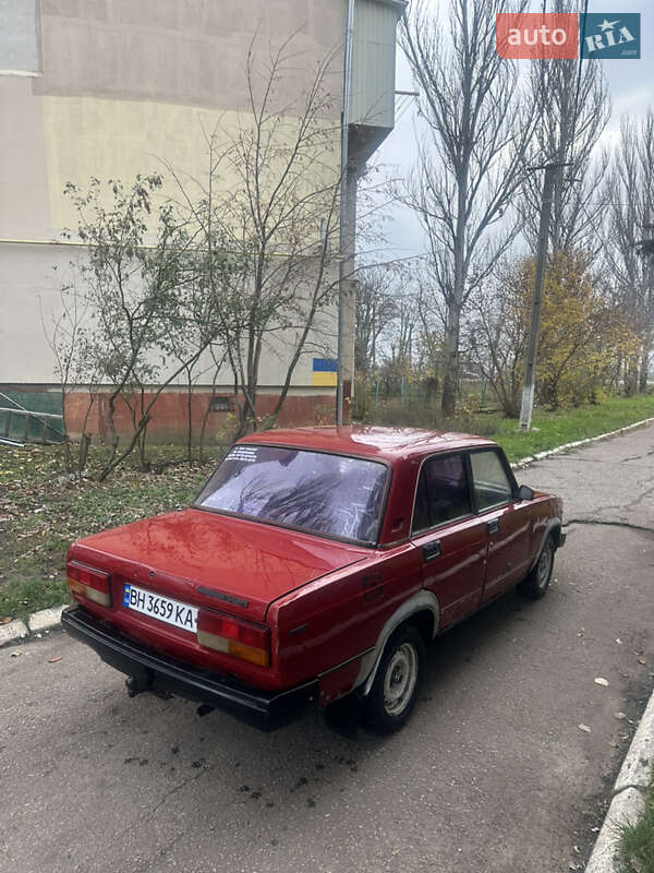 Седан ВАЗ / Lada 2107 1986 в Одессе