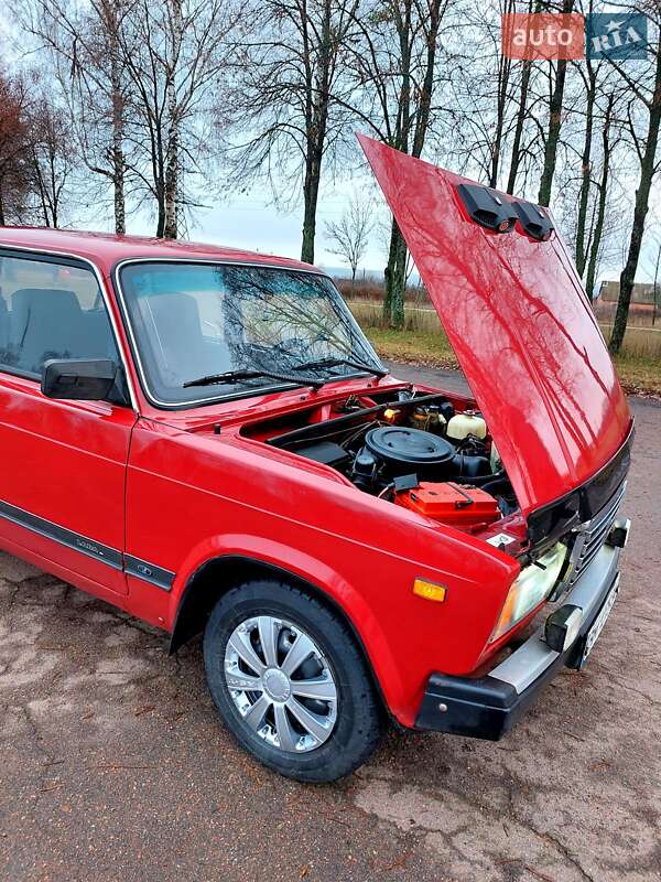 Седан ВАЗ / Lada 2107 1997 в Тростянце