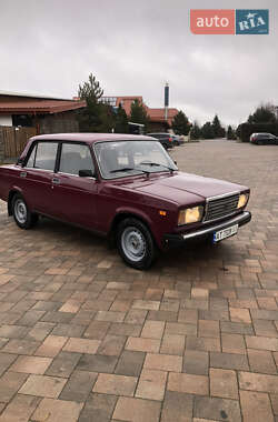 Седан ВАЗ 2107 2003 в Івано-Франківську