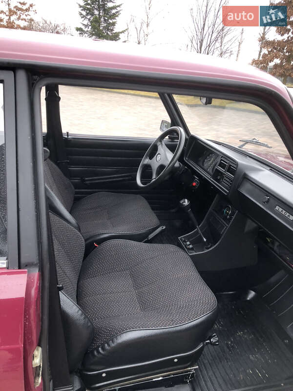 Седан ВАЗ / Lada 2107 2003 в Ивано-Франковске