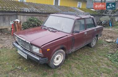 Седан ВАЗ 2107 2005 в Вижнице