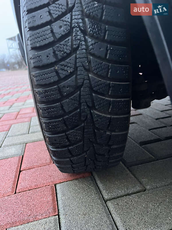 Седан ВАЗ / Lada 2107 2004 в Білій Церкві