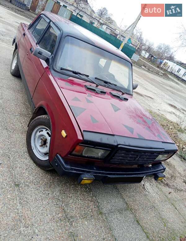 Седан ВАЗ / Lada 2107 1994 в Синельниково фото 3 Седан ВАЗ / Lada 2107 1994 в Синельниково