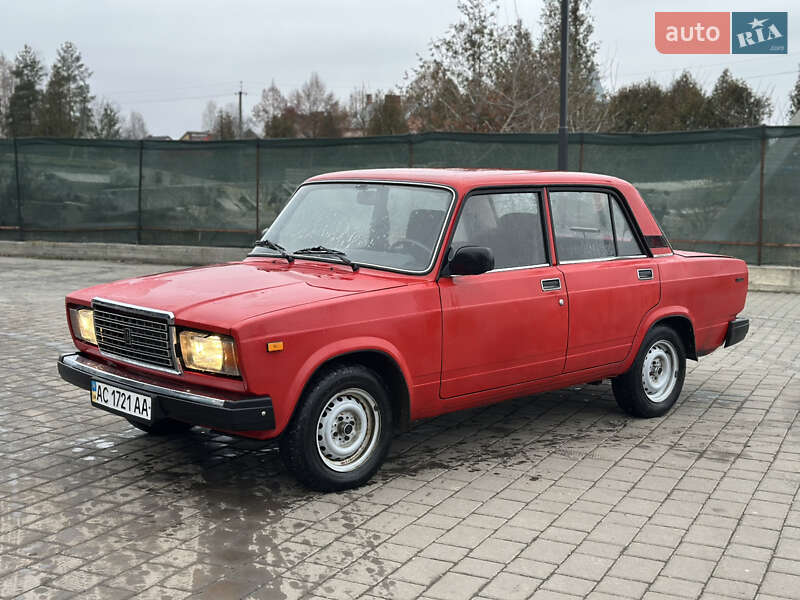 Седан ВАЗ / Lada 2107 2004 в Луцке фото 2 Седан ВАЗ / Lada 2107 2004 в Луцке