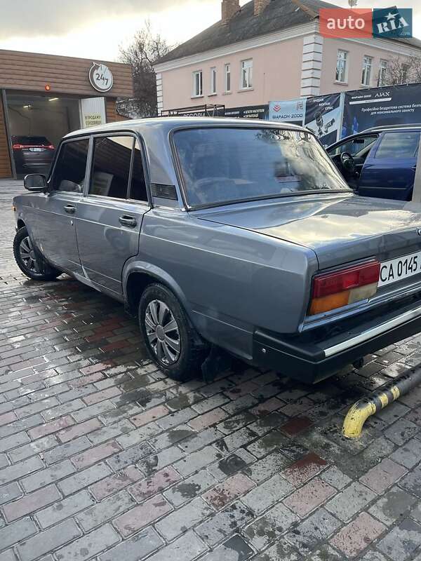 Седан ВАЗ / Lada 2107 2007 в Черкассах