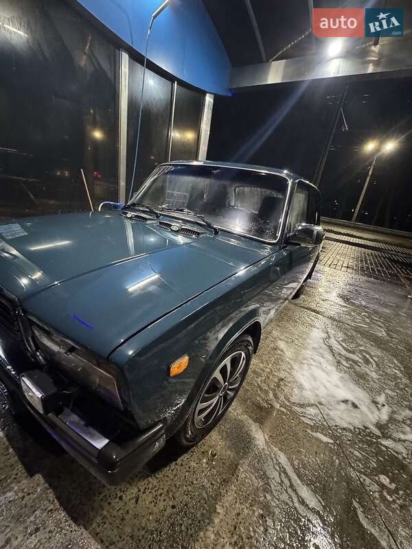 Седан ВАЗ / Lada 2107 2002 в Днепре фото 8 Седан ВАЗ / Lada 2107 2002 в Днепре