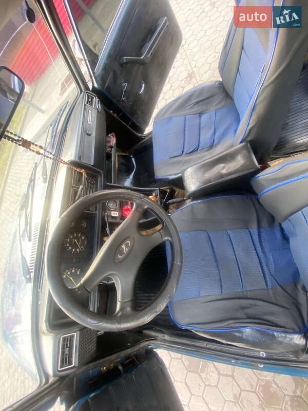 Седан ВАЗ / Lada 2107 1993 в Кременце