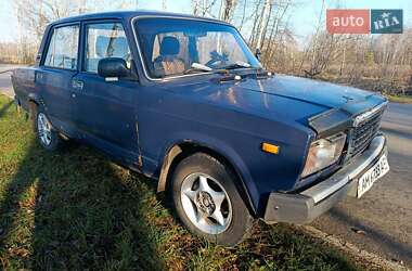 Седан ВАЗ 2107 1992 в Чуднові