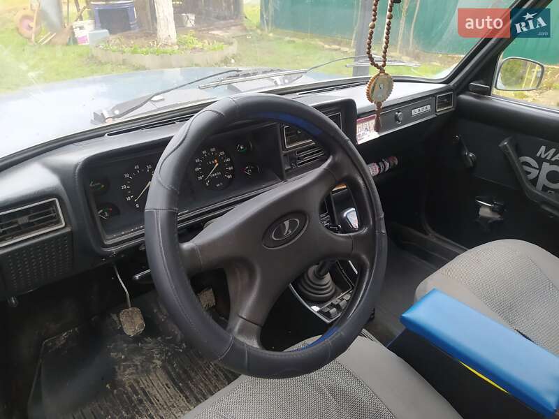 Седан ВАЗ / Lada 2107 1999 в Івано-Франківську