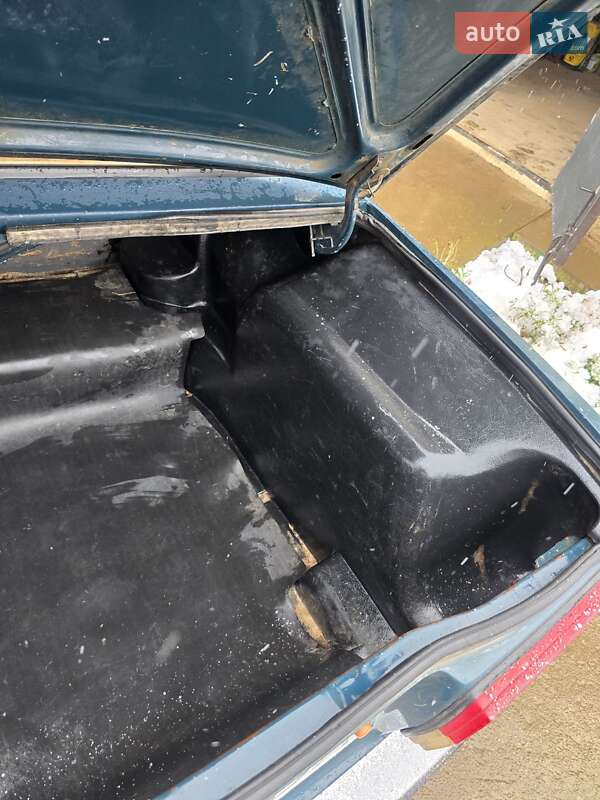 Седан ВАЗ / Lada 2107 2003 в Залещиках фото 29 Седан ВАЗ / Lada 2107 2003 в Залещиках