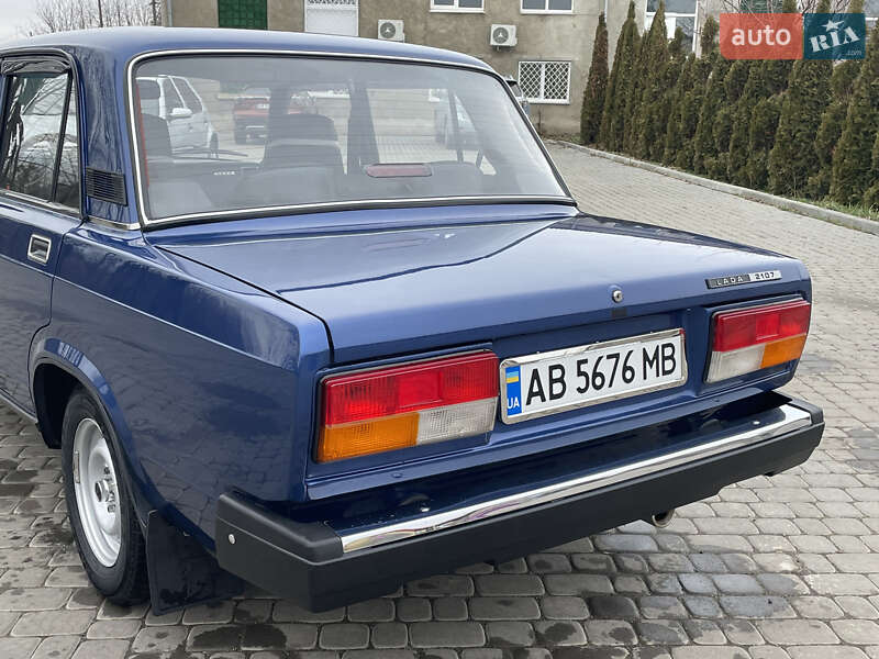Седан ВАЗ / Lada 2107 2007 в Ильинцах