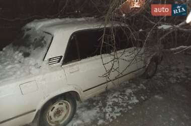 Седан ВАЗ 2107 1986 в Черновцах