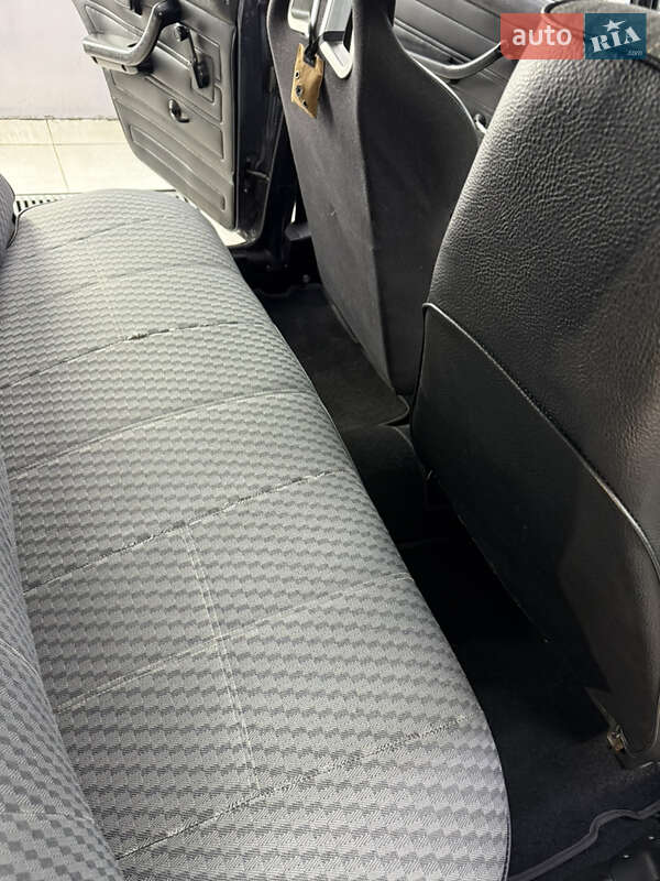 Седан ВАЗ / Lada 2107 2008 в Києві