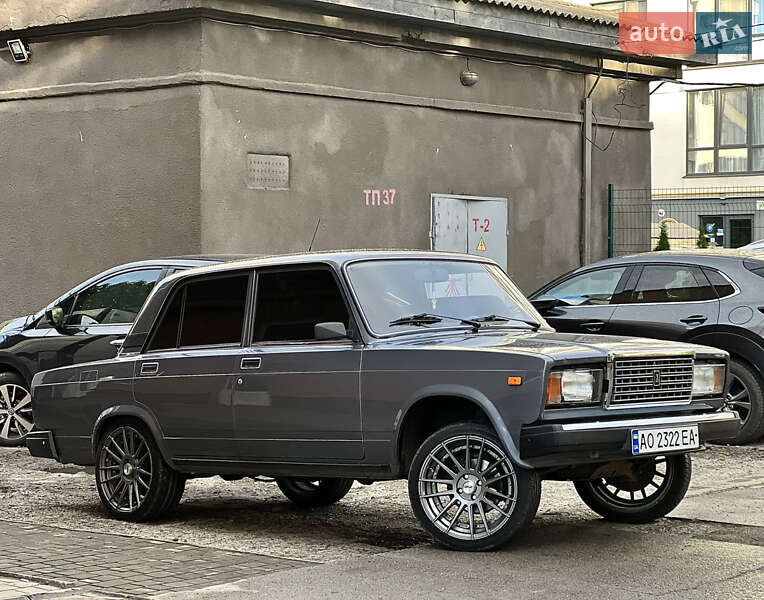 Седан ВАЗ / Lada 2107 2007 в Ужгороде фото 8 Седан ВАЗ / Lada 2107 2007 в Ужгороде