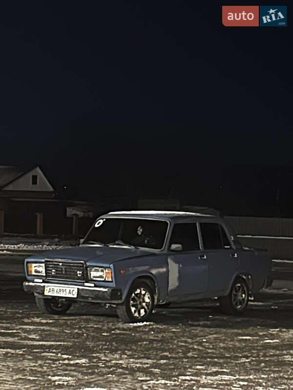 Седан ВАЗ / Lada 2107 2005 в Новоукраїнці