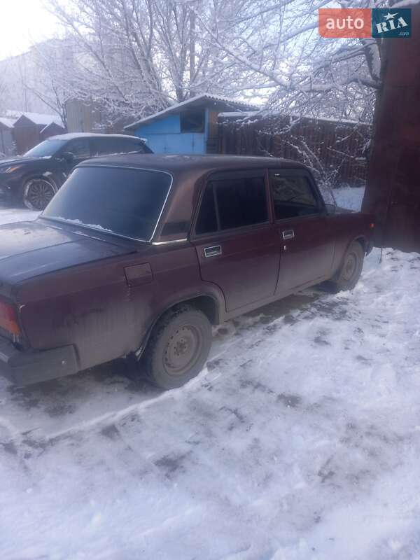 Седан ВАЗ / Lada 2107 2008 в Гайсине