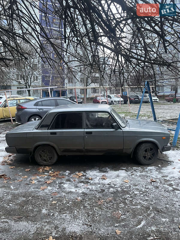 Седан ВАЗ / Lada 2107 2010 в Вільшанці