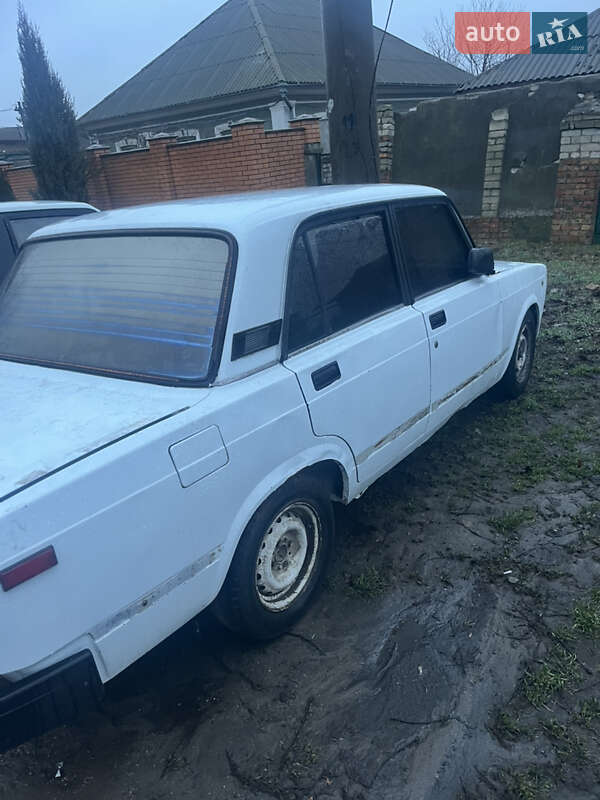 Седан ВАЗ / Lada 2107 1985 в Усатово