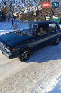 Седан ВАЗ 2107 2004 в Хмельнике