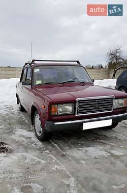 Седан ВАЗ / Lada 2107 2002 в Остроге