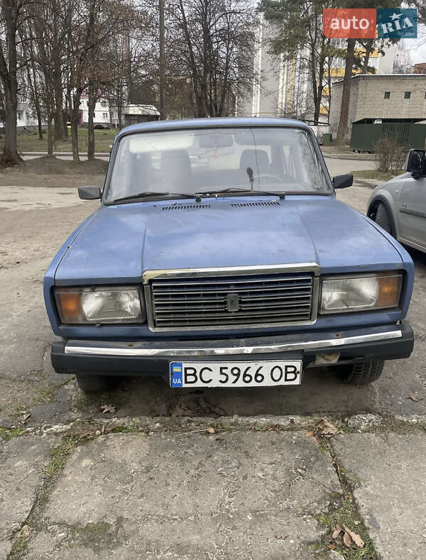 Седан ВАЗ / Lada 2107 2005 в Новояворовске