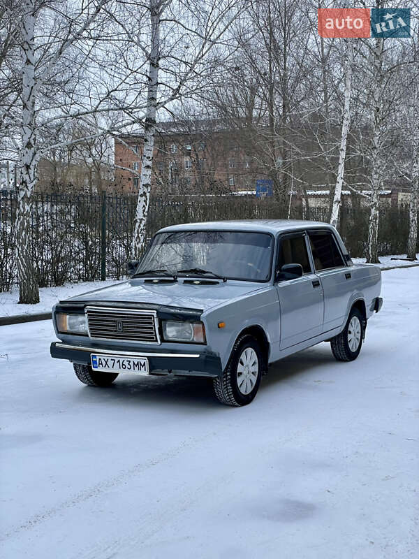 Седан ВАЗ / Lada 2107 2010 в Богодухове
